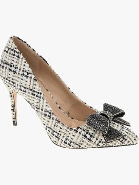 BCBGeneration BISSHA  Ivory and Black Tweed Pointed-Toe Bow Pump Size 9
